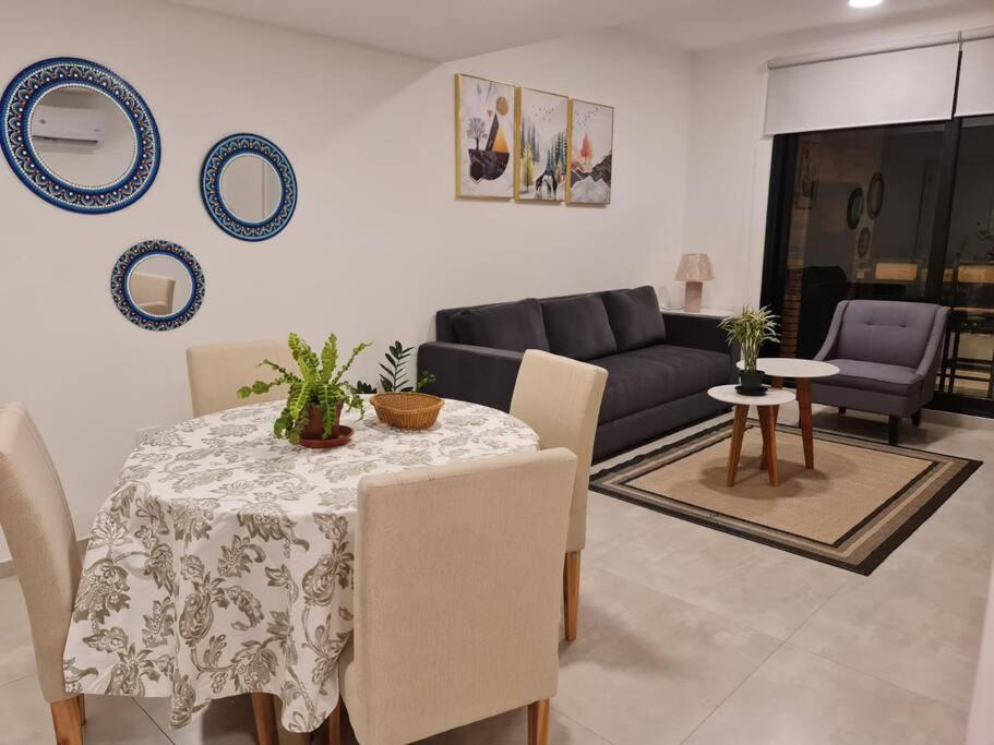 Cerca De Shopping Mariscal Lopez Apartment Asuncion Exterior photo